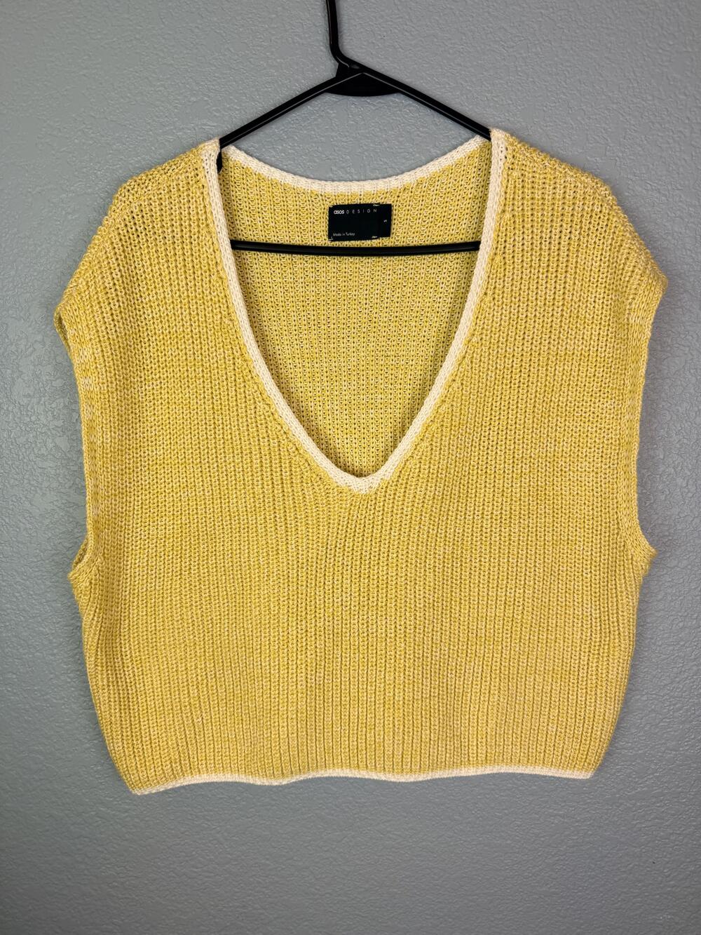ASOS DESIGN Sweater Vest Womens Small Yellow V-Neck Ribbed Knit Sleeveless
